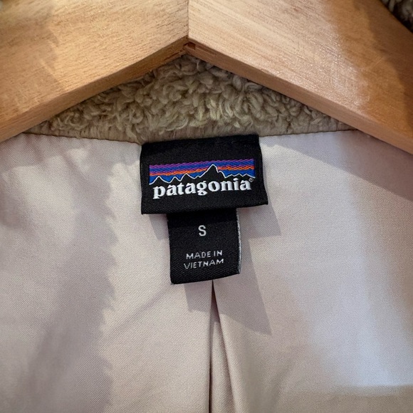Patagonia Los Gatos Teddy Sherpa Tan Cream Size Small Women’s Vest - Picture 6 of 7